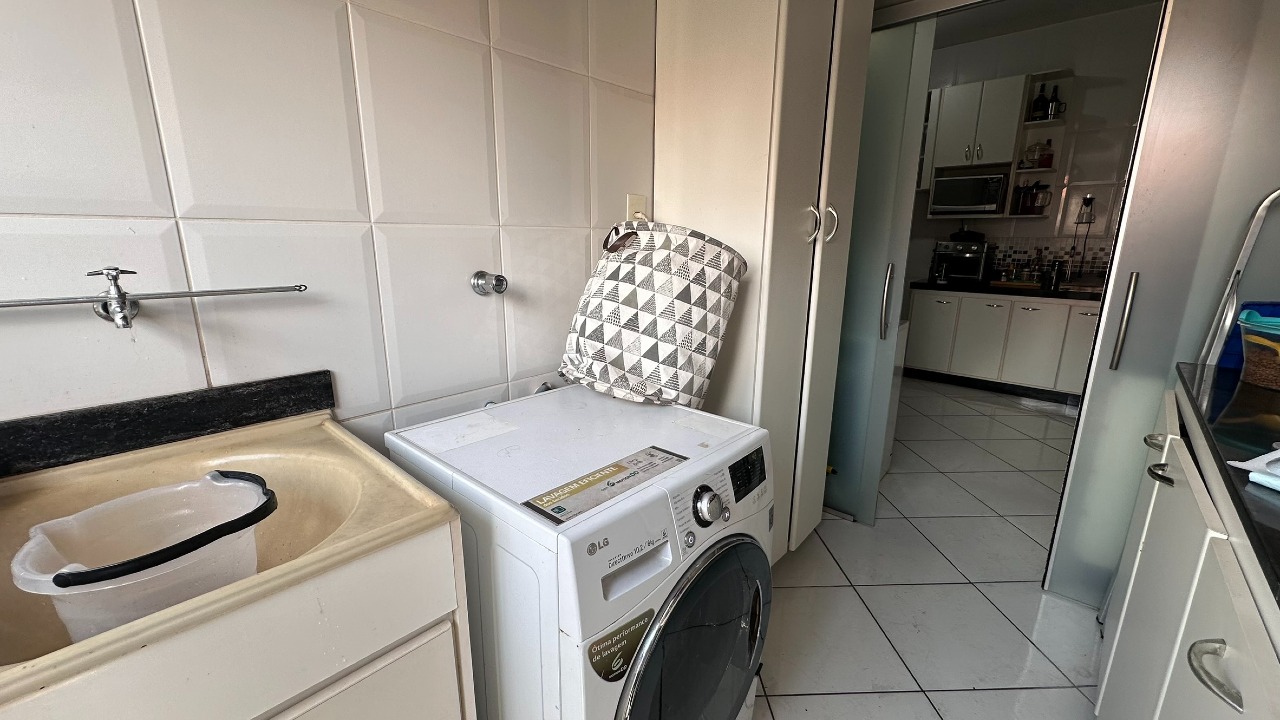 APARTAMENTO à venda no CERQUEIRA LIMA: 
