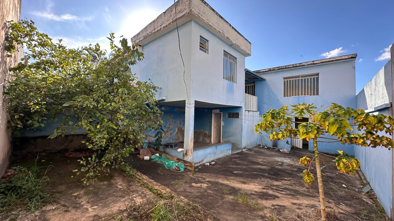 CASA à venda no PIO XII: 