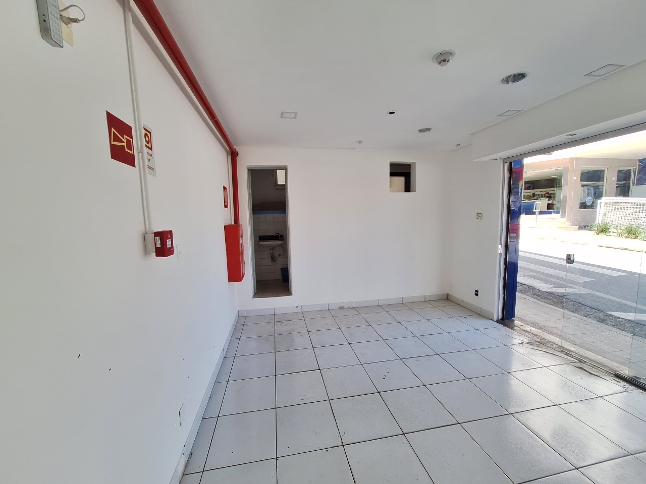 LOJA para aluguel no CENTRO: 