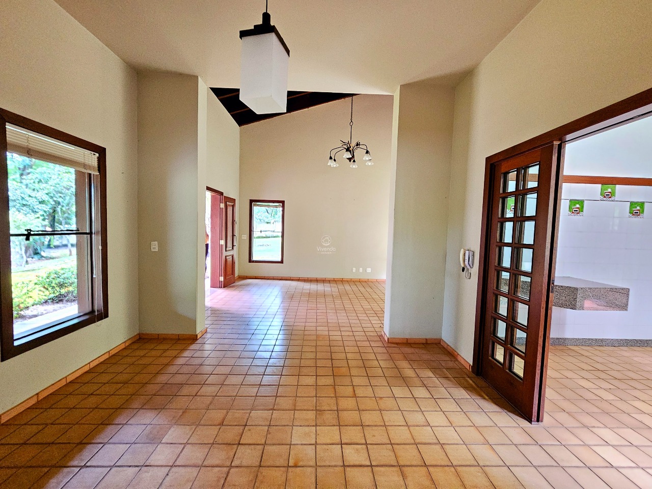 CASA à venda no COND. RECANTO DO LAGO: 