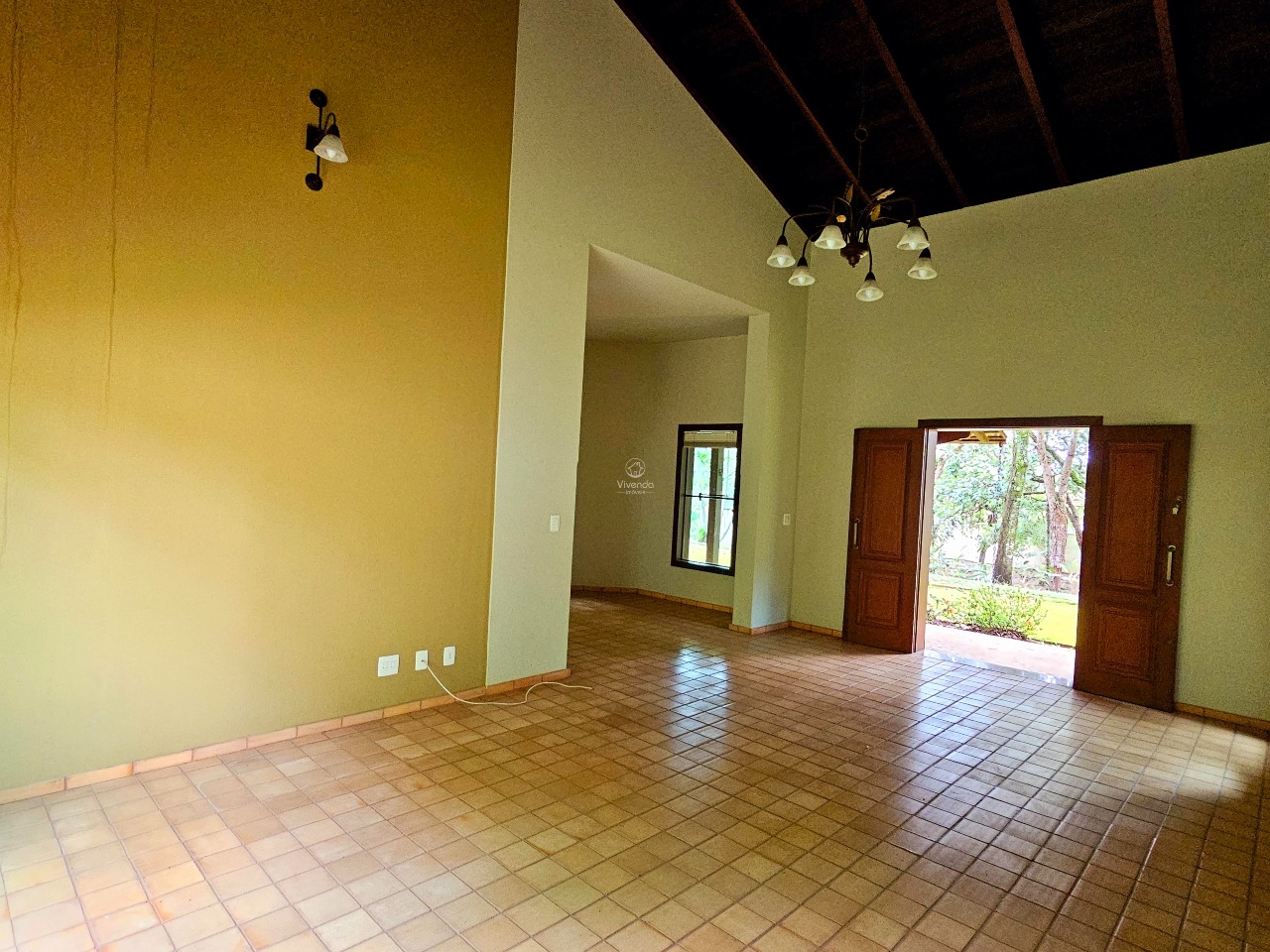 CASA à venda no COND. RECANTO DO LAGO: 