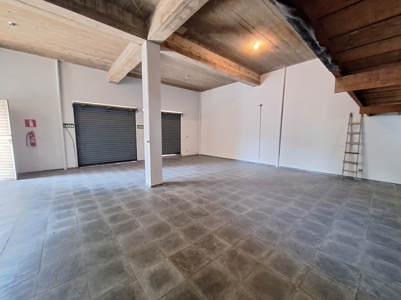 LOJA para aluguel no GRAÇAS: 