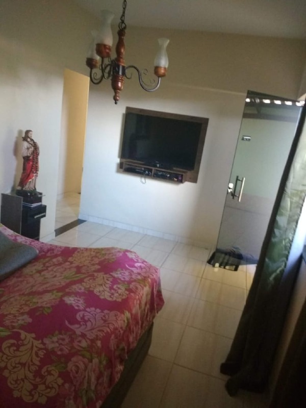 CASA à venda no Parque Jardim Santanense: 