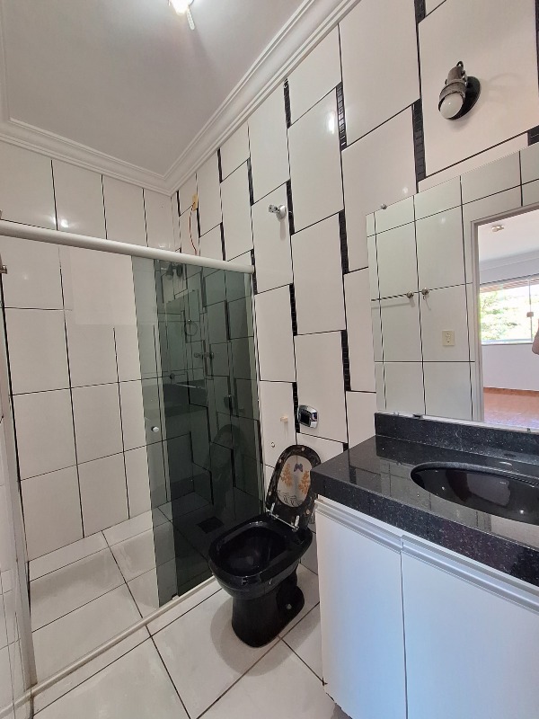 CASA para aluguel no CENTRO: 