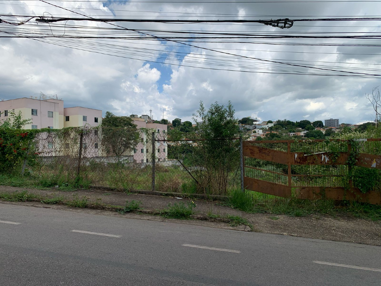 LOTE à venda no CHACARA DO QUITAO: 