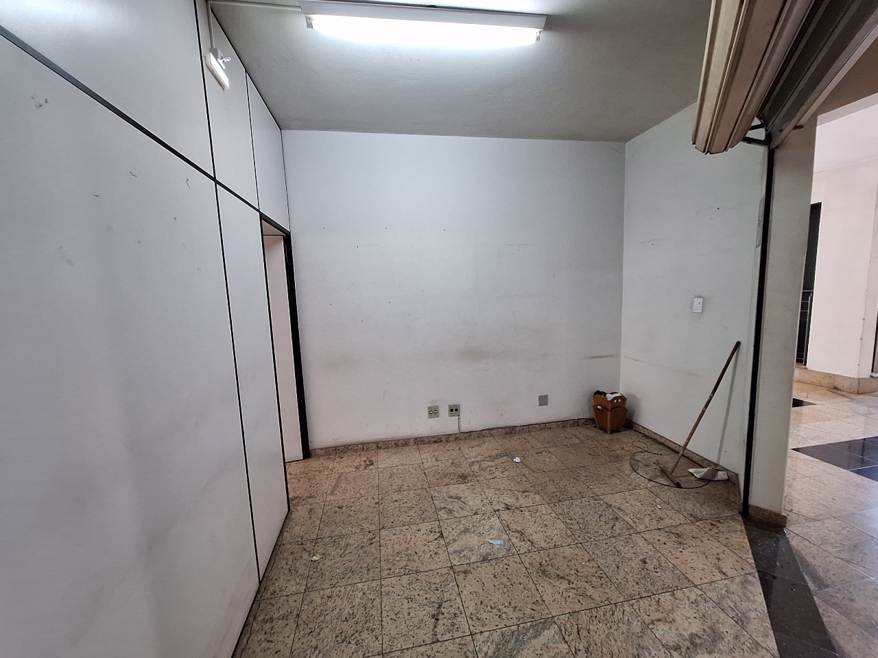 LOJA para aluguel no CENTRO: 