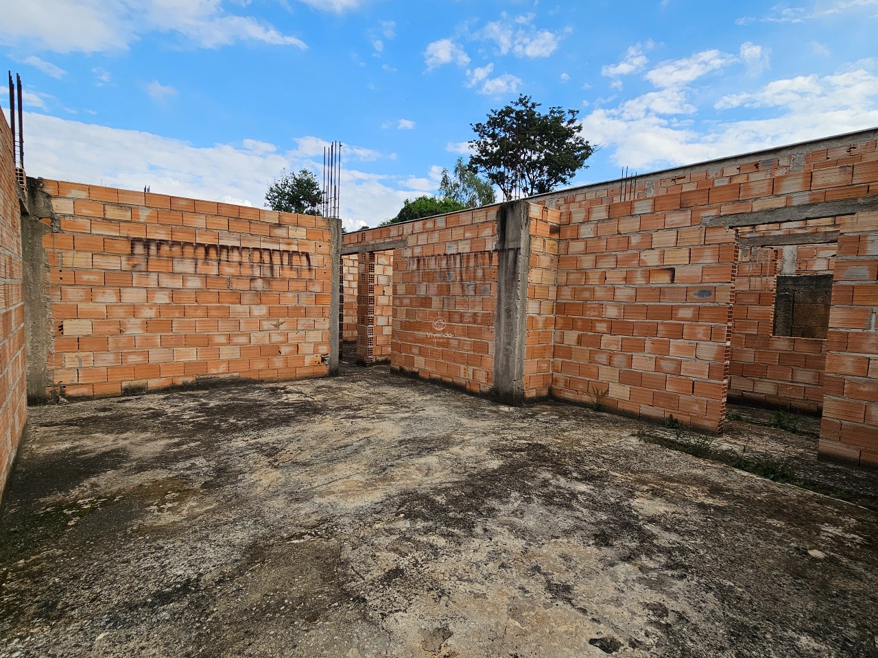 LOTE à venda no COND. ALPHAVILLE: 