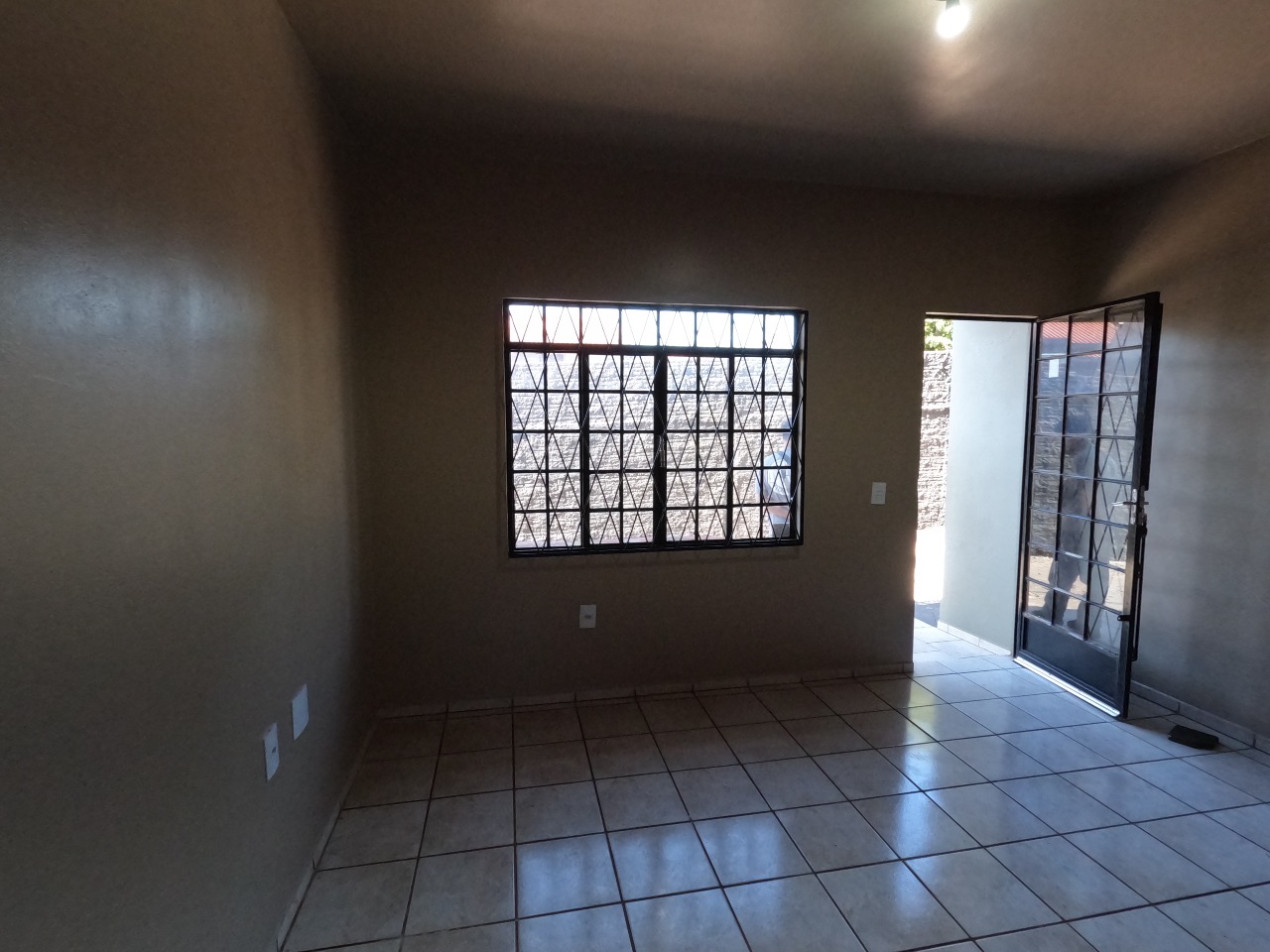 Sobrado para aluguel no Universitário: 