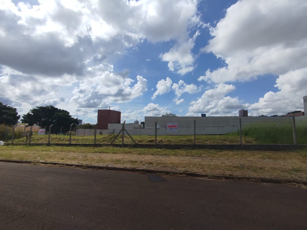 Terreno à venda no Alto Alegre: 