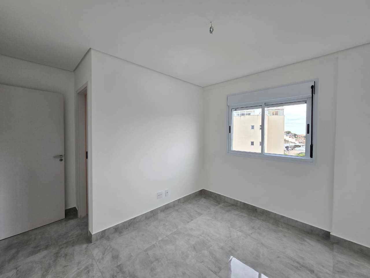 Imagem do imóvel Apartamento à venda, 2 quartos, 1 suíte, 2 vagas, Buritis - Belo Horizonte/MG