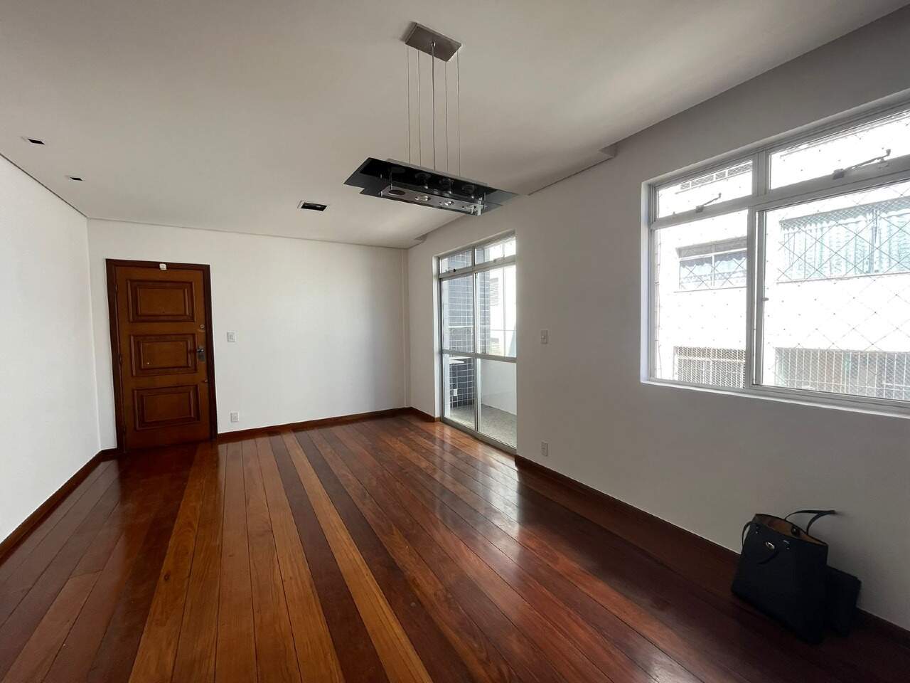 Imagem do imóvel Apartamento à venda, 3 quartos, 1 suíte, 5 vagas, Buritis - Belo Horizonte/MG