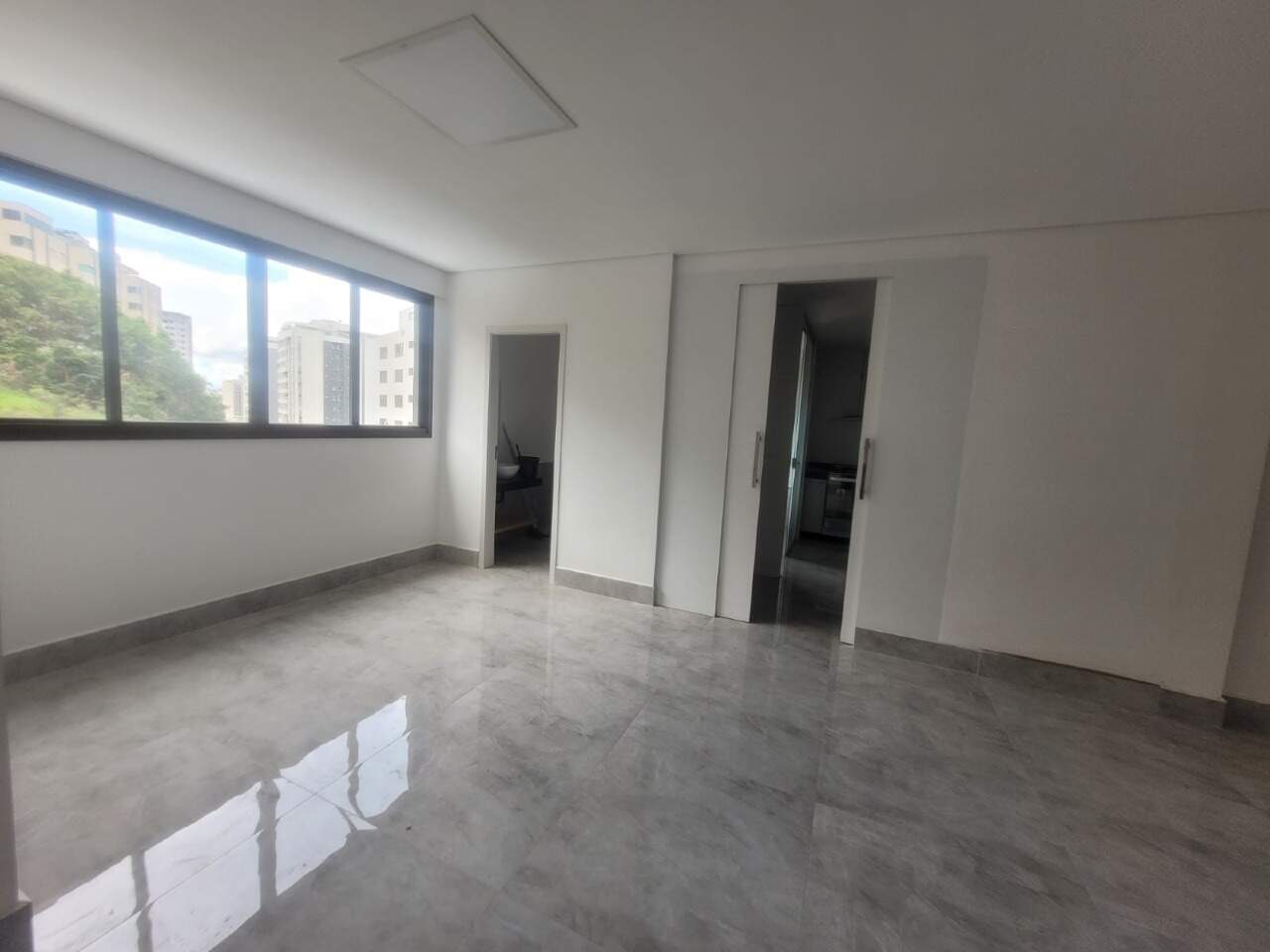 Imagem do imóvel Apartamento para aluguel, 2 quartos, 2 suítes, 2 vagas, Buritis - Belo Horizonte/MG