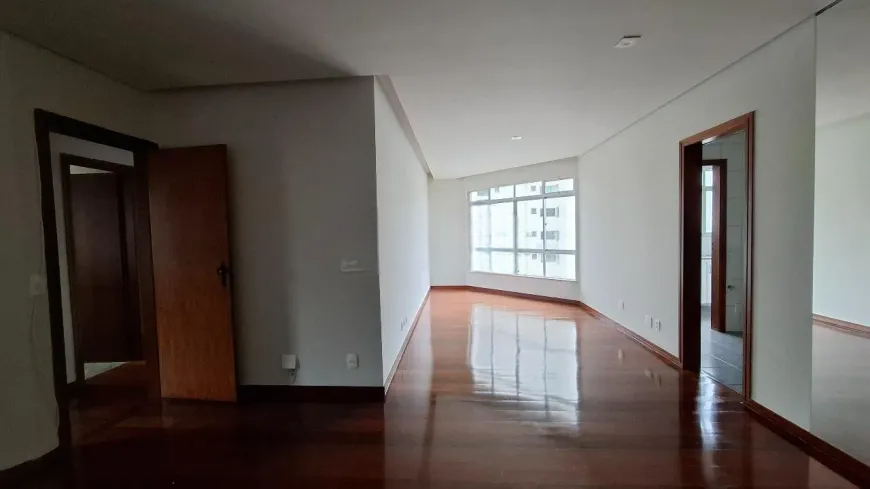 Imagem do imóvel Apartamento para aluguel, 3 quartos, 1 suíte, 2 vagas, Estoril - Belo Horizonte/MG