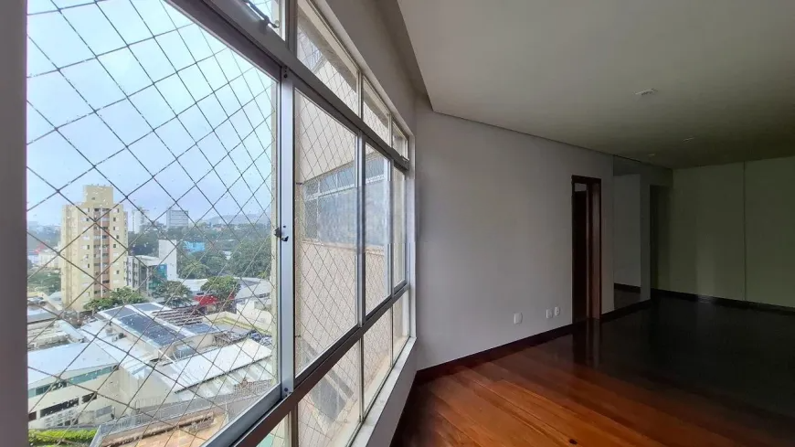 Imagem do imóvel Apartamento para aluguel, 3 quartos, 1 suíte, 2 vagas, Estoril - Belo Horizonte/MG