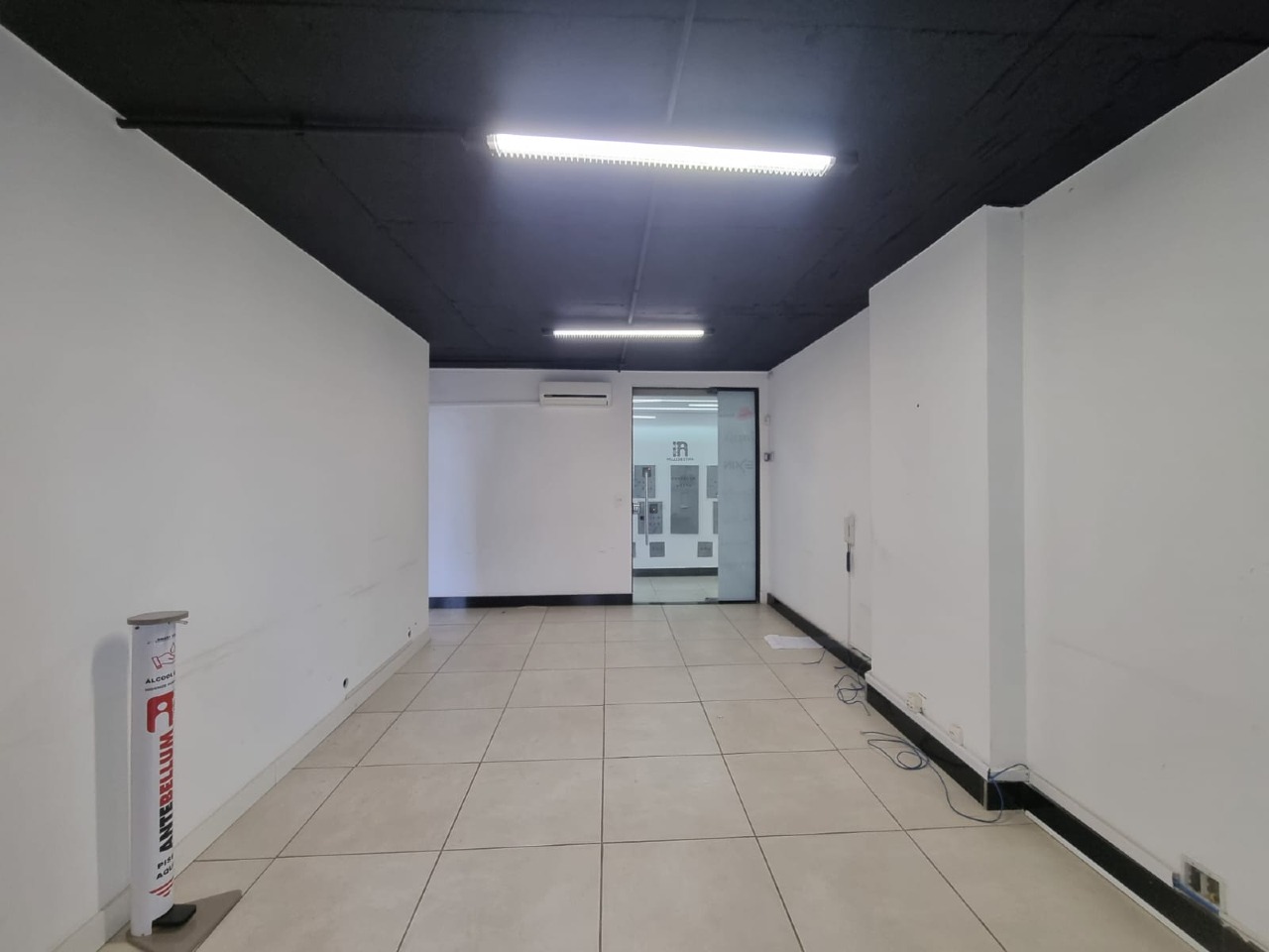 Imagem do imóvel Sala para aluguel, 2 vagas, Buritis - Belo Horizonte/MG