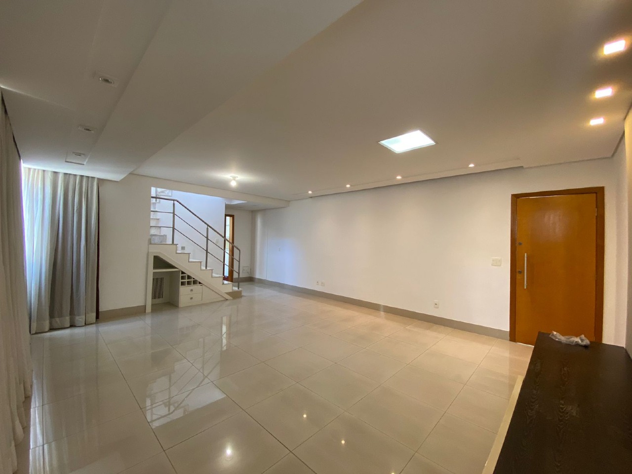 Imagem do imóvel Apartamento para aluguel, 3 quartos, 1 suíte, 3 vagas, Buritis - Belo Horizonte/MG