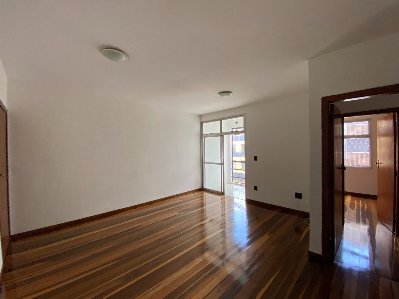 Imagem do imóvel Apartamento para aluguel, 3 quartos, 1 suíte, 2 vagas, Estoril - Belo Horizonte/MG