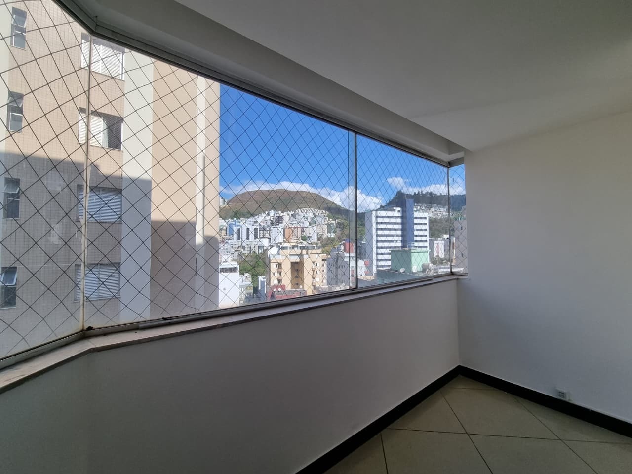 Imagem do imóvel Apartamento para aluguel, 3 quartos, 1 suíte, 2 vagas, Buritis - Belo Horizonte/MG