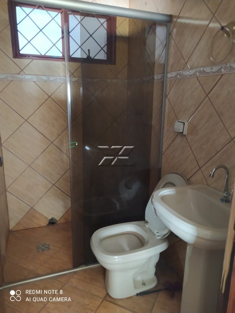 Casa à venda no Altos de Ipeúna: Banheiro social