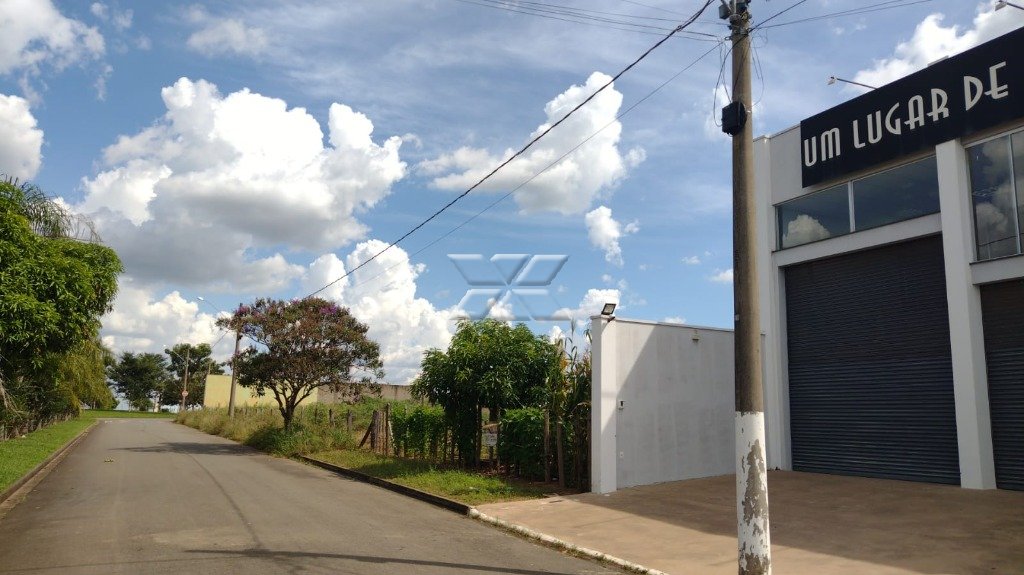 Terreno/Área à venda no Jardim dos Ipês: Localização