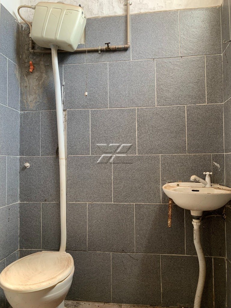 Salão Comercial para aluguel no Centro: Banheiro