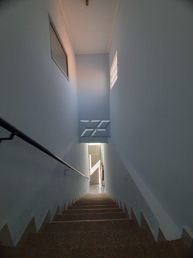 Barracão/Galpão à venda no Jardim Paulista: Acesso aos apartamentos