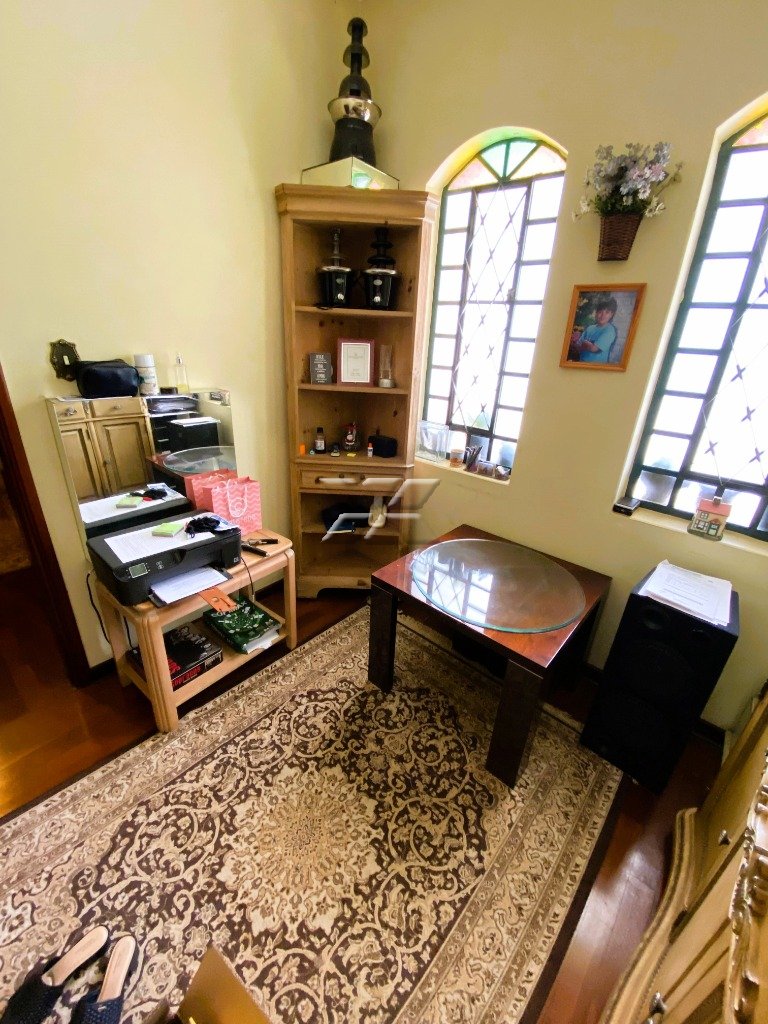 Casa à venda no Vila Santa Terezinha: Escritório Anexo Sala de estar