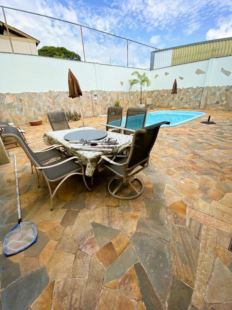Casa à venda no Vila Santa Terezinha: Piscina