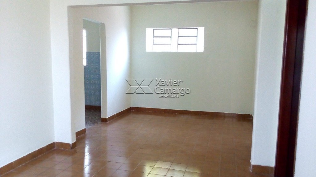 Casa à venda no Centro: Sala 2 ambientes