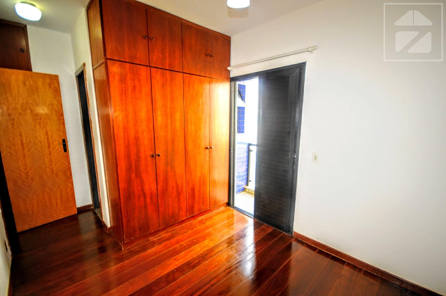 Apartamento em Cambuí, Campinas - SP | Zelo Imóveis: 