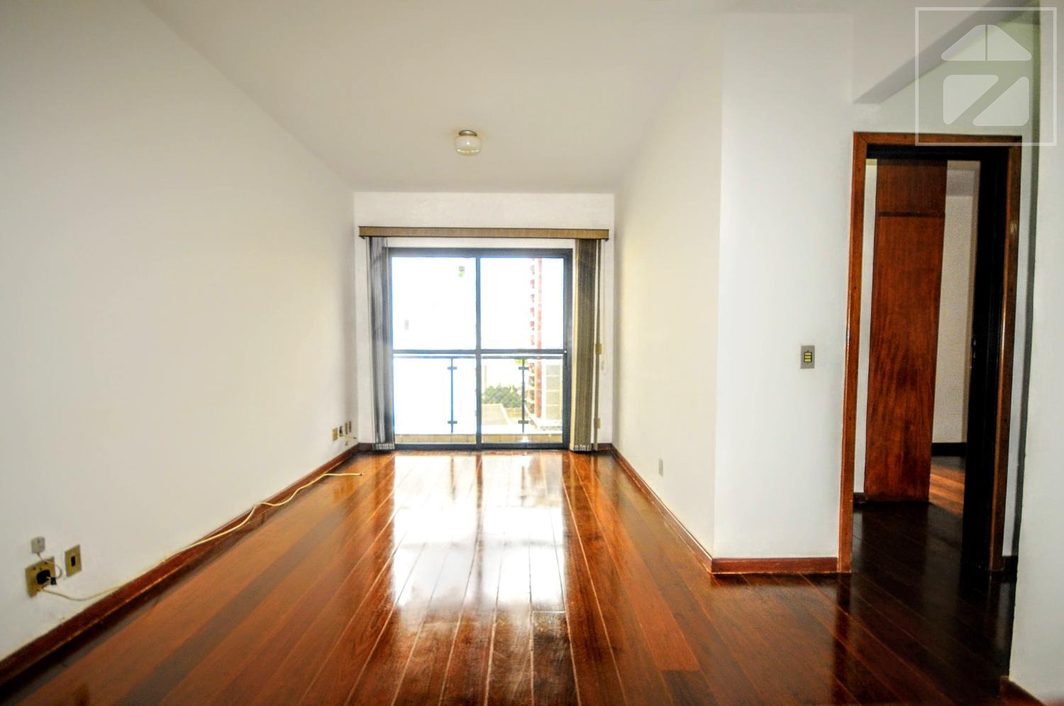 Apartamento em Cambuí, Campinas - SP | Zelo Imóveis: 
